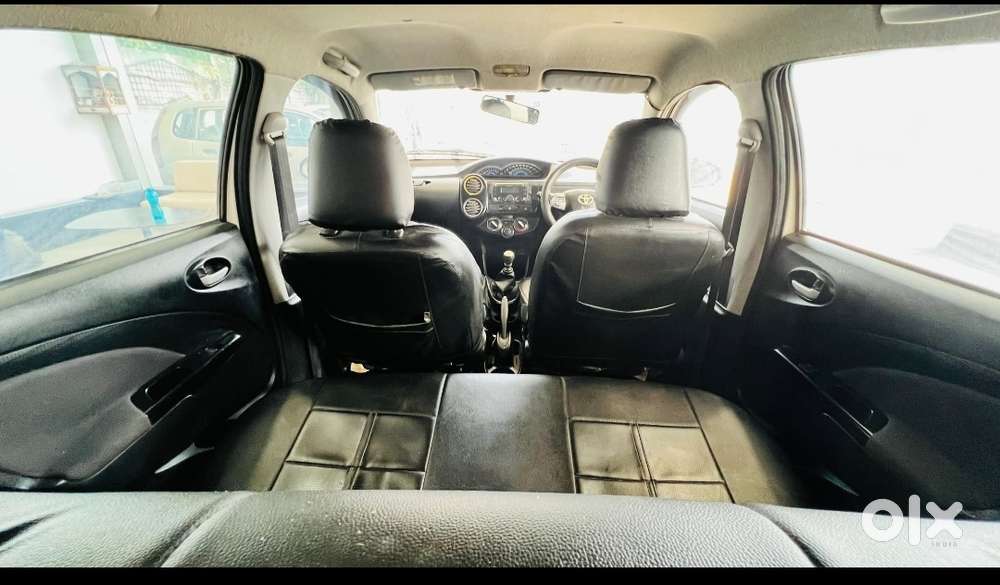 Toyota Etios Cross, 2014