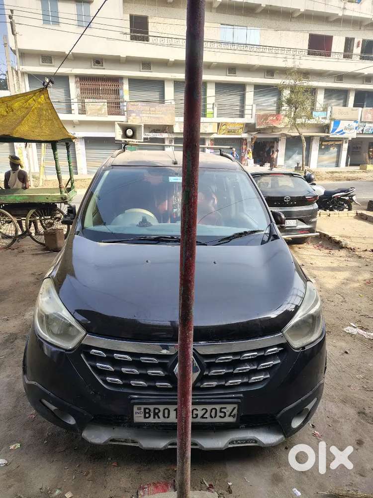 Renault Lodgy Top Condition - 7 Seater - Urgent Sell