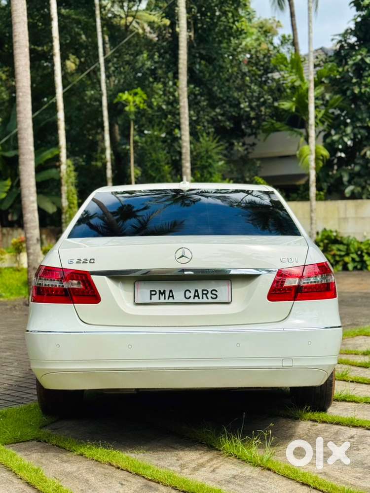 Mercedes-benz E-class 2012