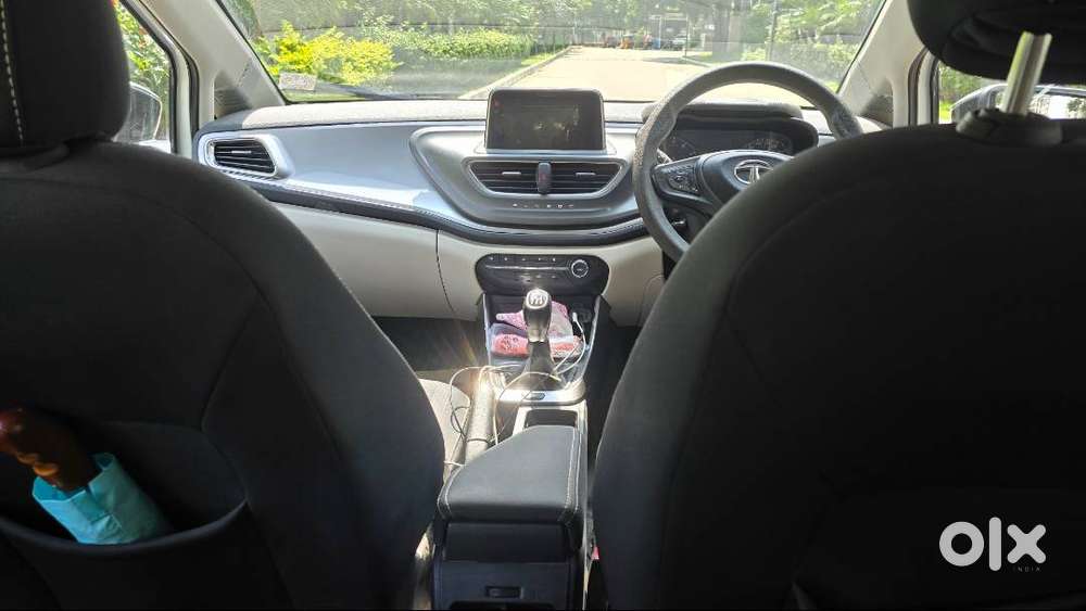 Altroz Diesel 2022, White