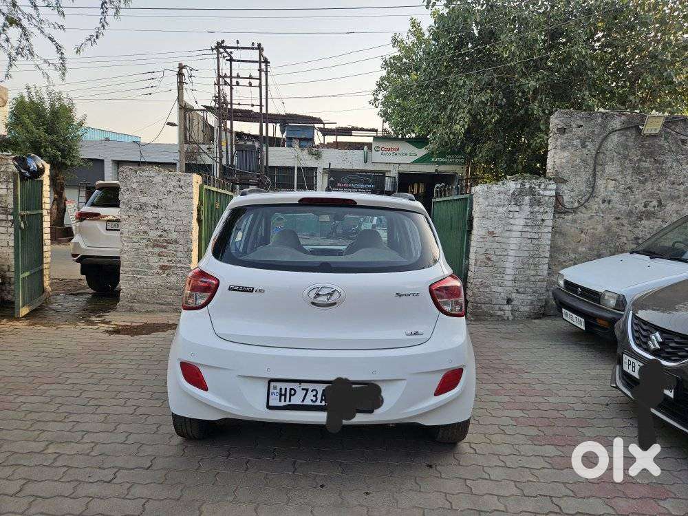 Hyundai Grand I10 2013-2016 Sportz, 2014, Petrol