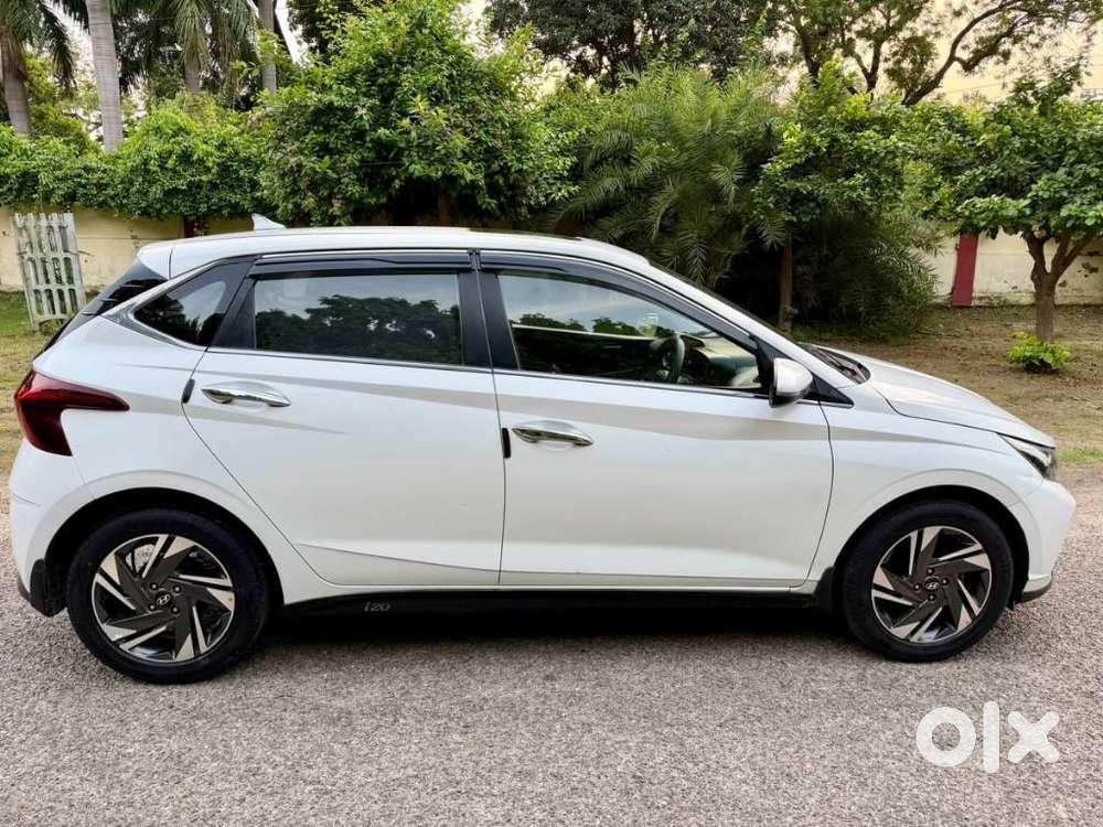 Hyundai I20 Asta 1.2 O With Sunroof, 2022, Petrol
