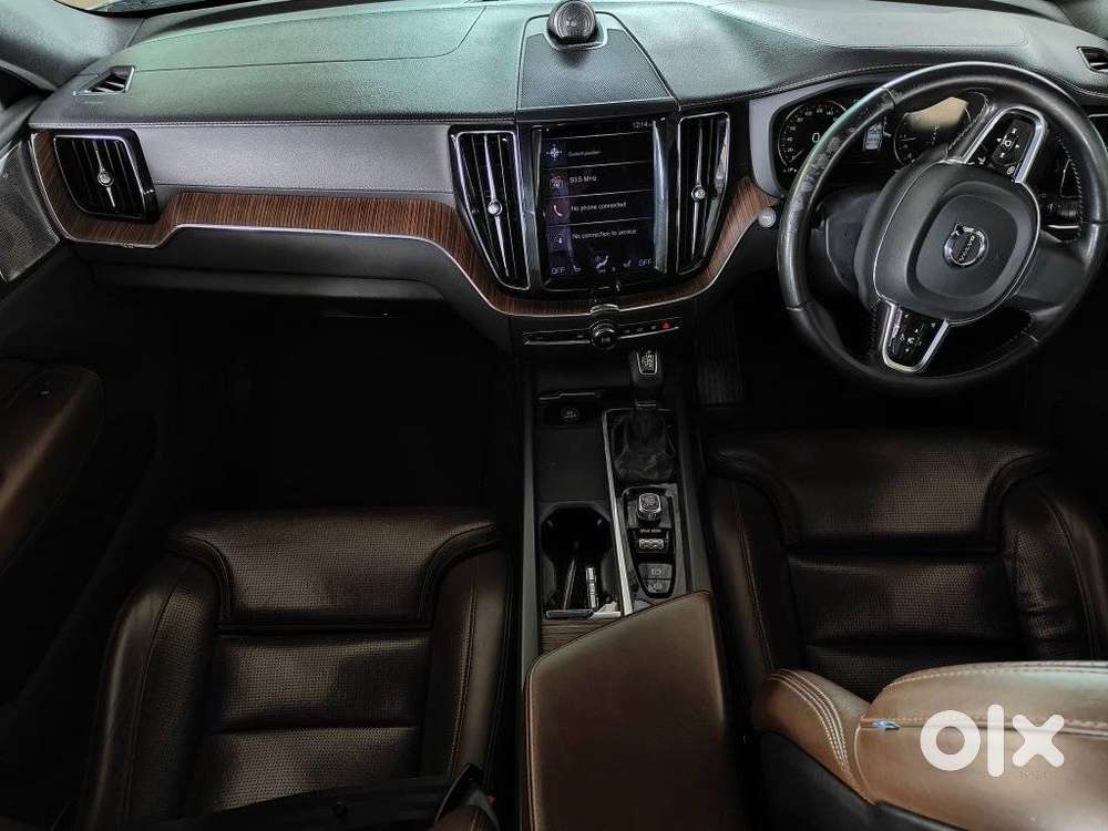 Volvo Xc60 D5 Awd Automatic, 2021, Diesel