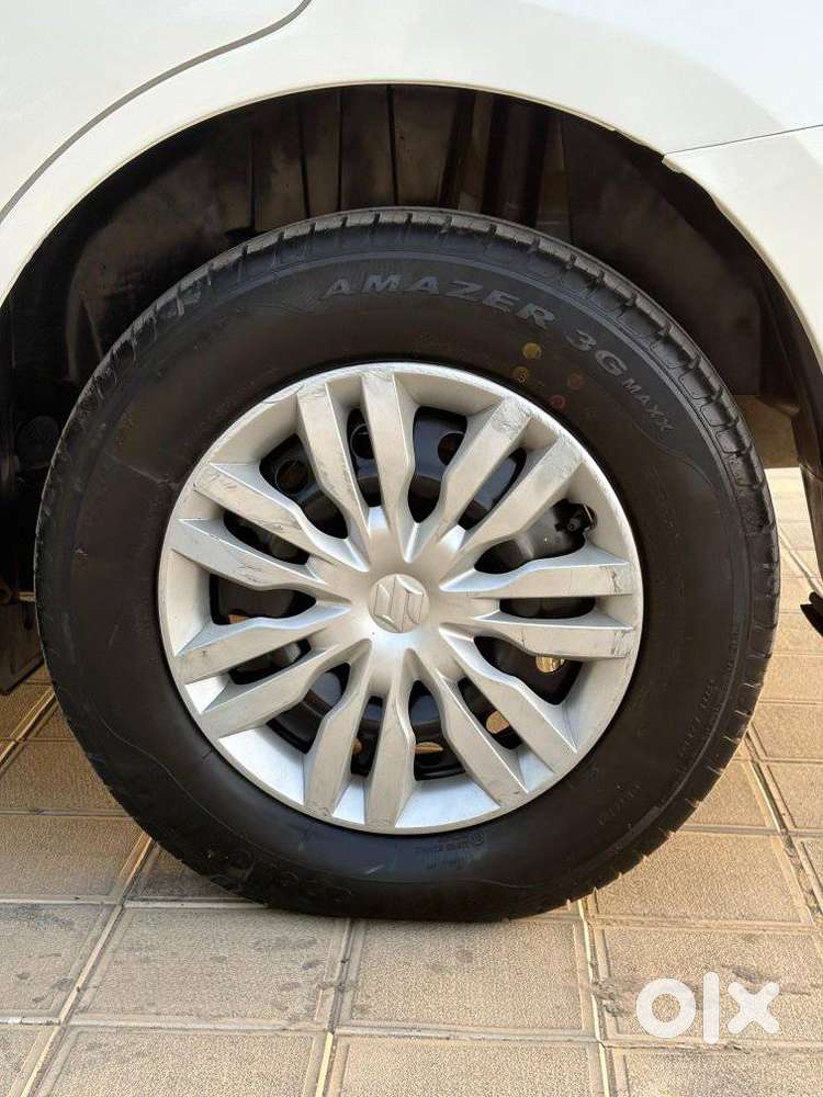 Maruti Suzuki Swift Dzire Vxi(o) Mt, 2022, Petrol