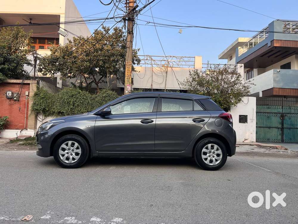 Hyundai I20 Petrol Cvt Magna Executive, 2016, Petrol