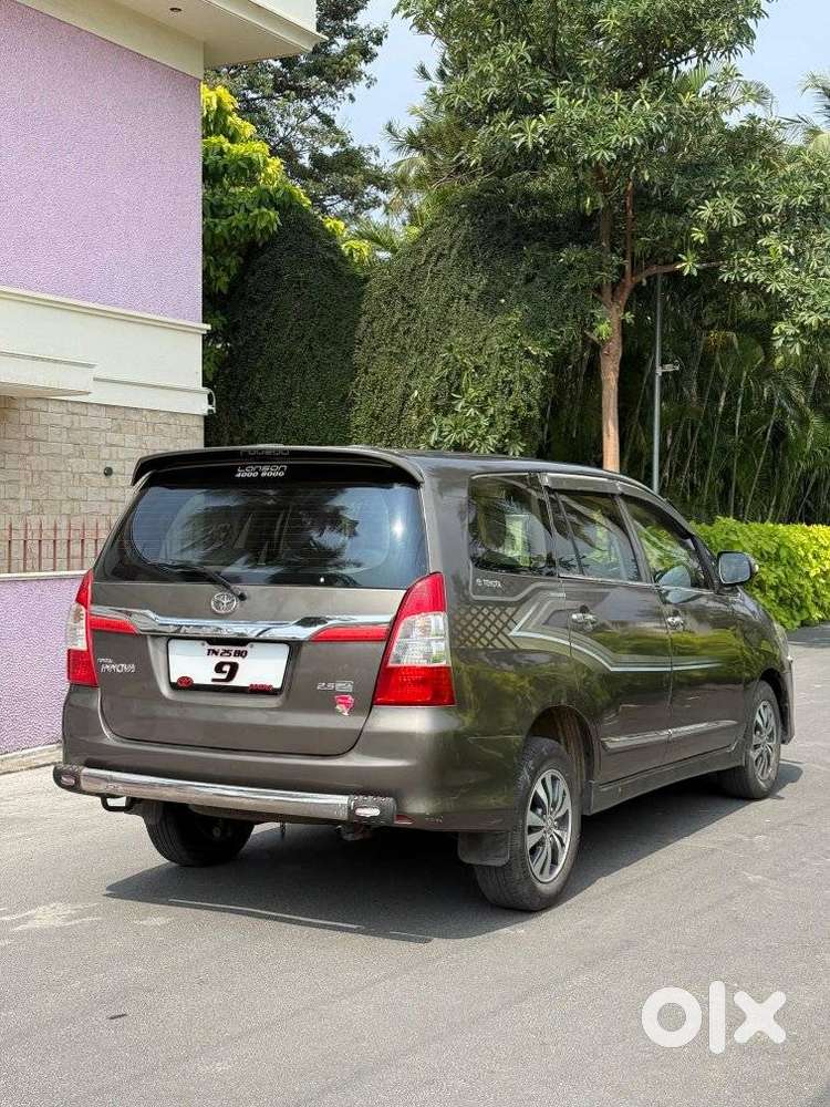 Toyota Innova 2.5 Z Diesel 7 Seater Bs Iv, 2015, Diesel