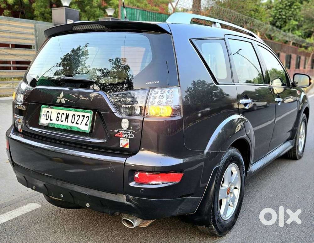Mitsubishi Outlander 2.4 Mivec, 2011, Petrol