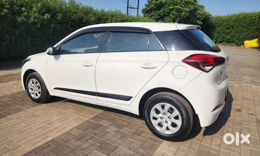 Hyundai I20 Sportz 1.2 Bs-iv, 2016, Petrol