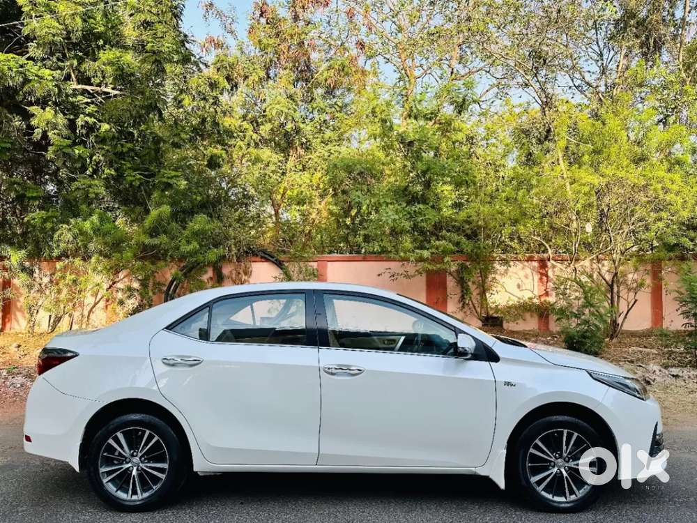 Toyota Corolla Altis 1.8g Limited, 2017, Petrol