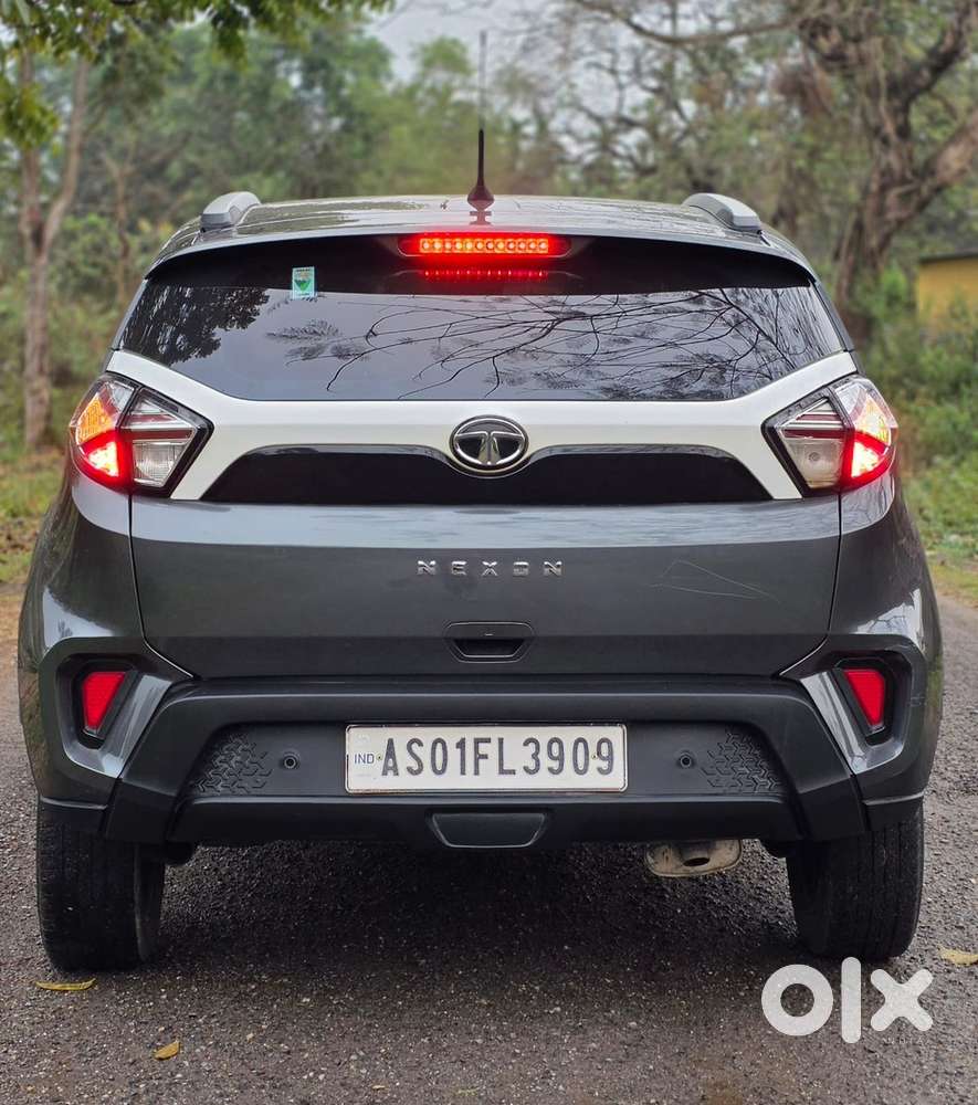 Tata Nexon 2023 Petrol 65000 Km Driven