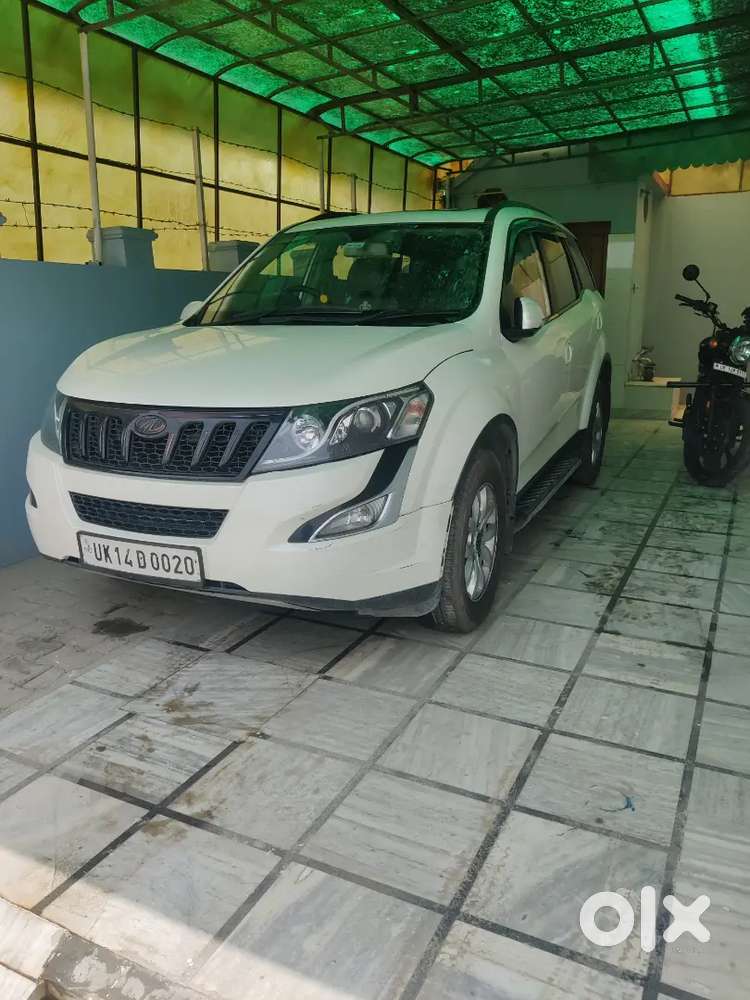 Mahindra Xuv500 Diesel 2.2 At 2017