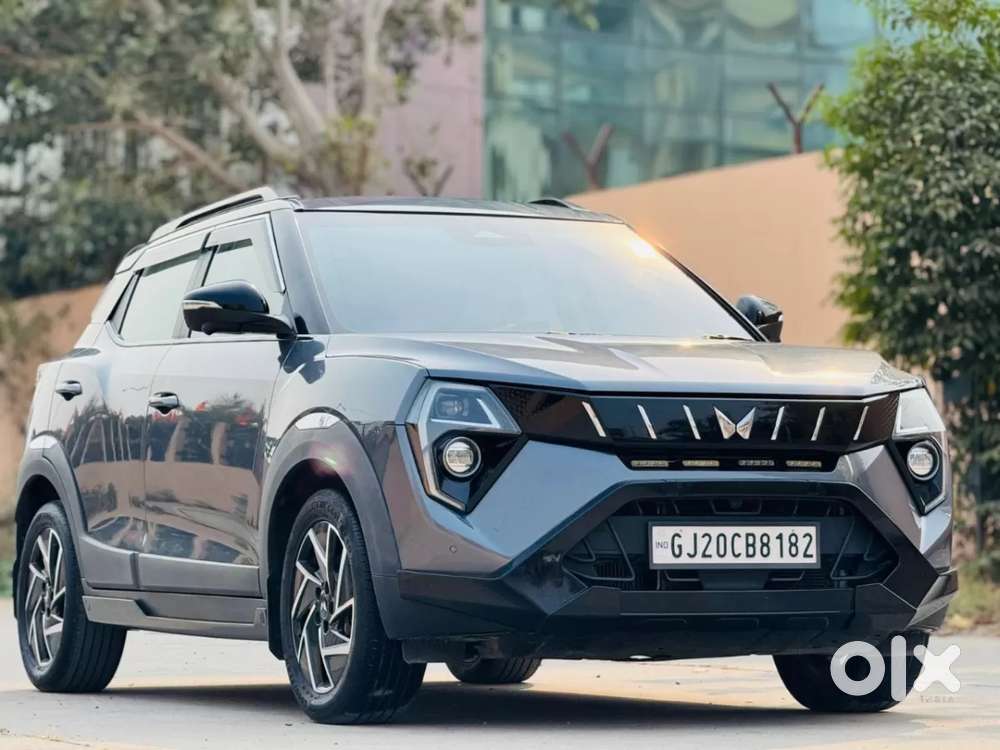 Mahindra Xuv 3xo Ax7 Diesel Mt, 2024, Diesel