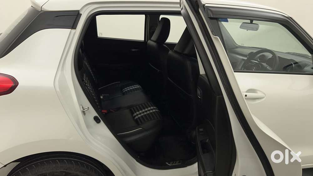 Maruti Suzuki Swift 1.3 Zxi, 2023, Petrol