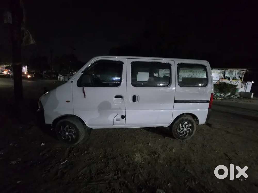 Maruti Suzuki Eeco 2025 Cng & Hybrids Well Maintained