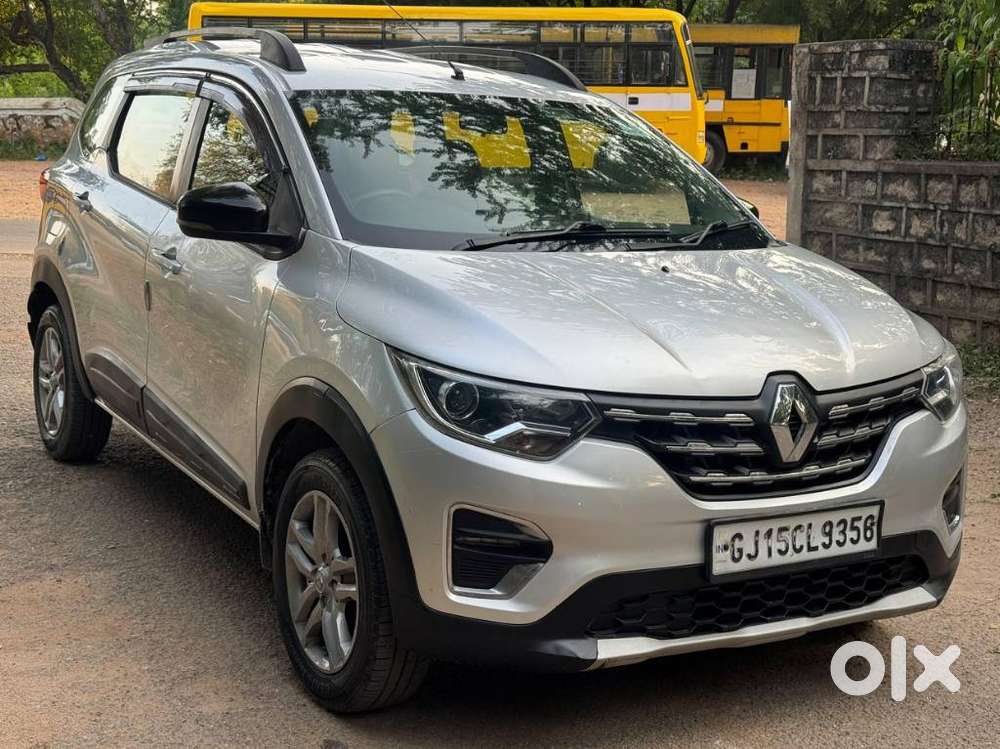 Renault Triber Rxz, 2022, Petrol