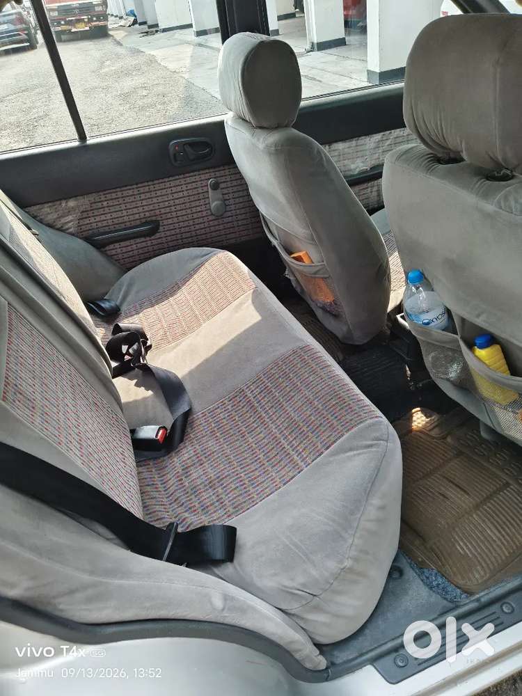 Maruti Suzuki Esteem Lxi 2005