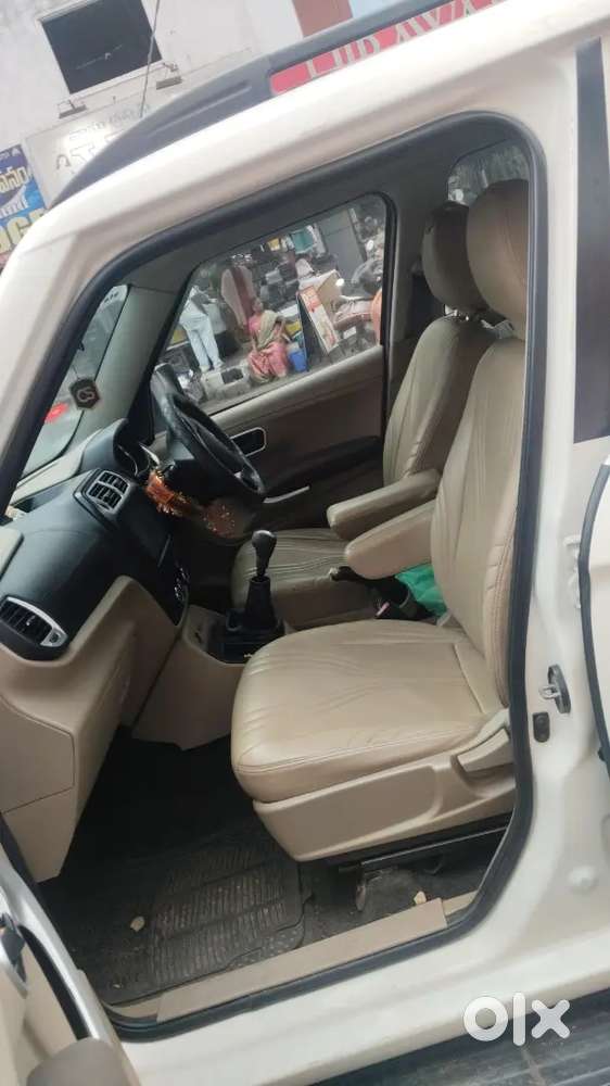 Mahindra Tuv 300 2016 Diesel 140000 Km Driven