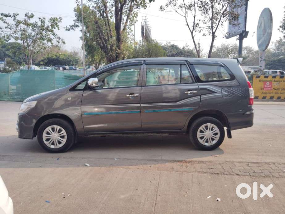 Toyota Innova 2.5 G (diesel) 8 Seater, 2011, Diesel