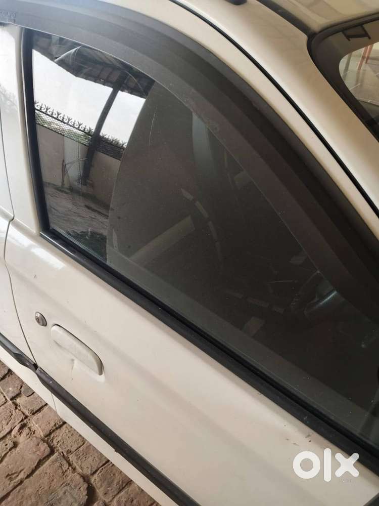 Maruti Alto 800 Lxi 2016  Well-maintained, Service & Insurance (june)
