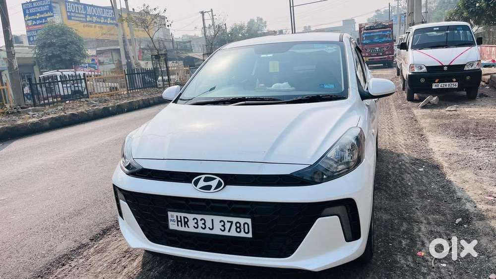 Hyundai Aura 2024 Cng & Hybrids Well Maintained