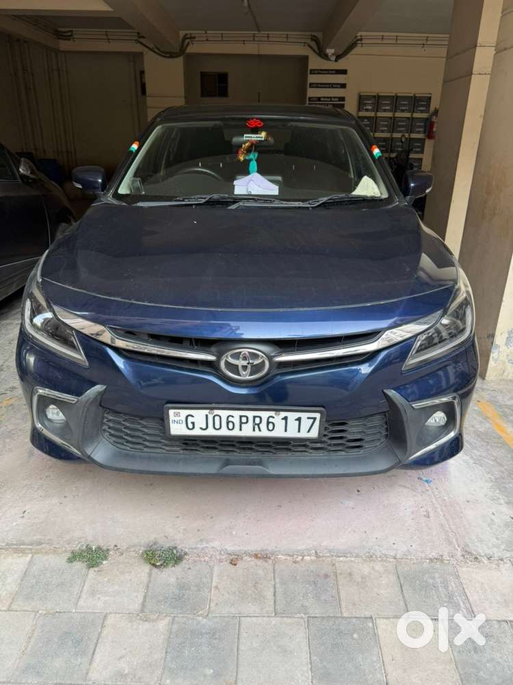 Toyota Glanza 2024 Petrol Well Maintained