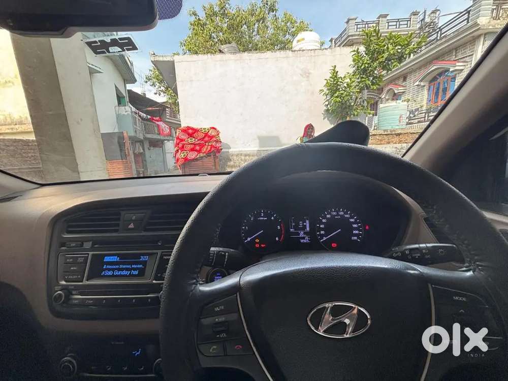 Hyundai Elite I20 2015 Diesel 80000 Km Driven