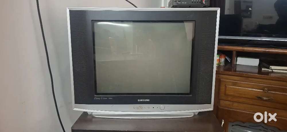 Samsung Old Model TV, working condition.. No complaint urgent sale