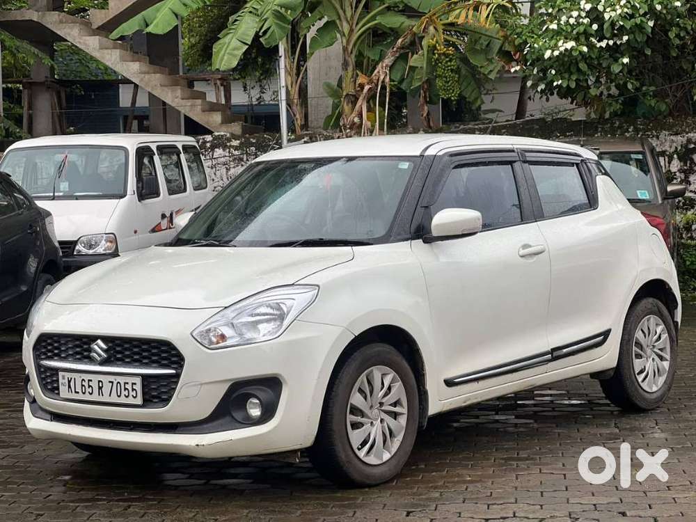 Maruti Suzuki Swift Vxi, 2021, Petrol