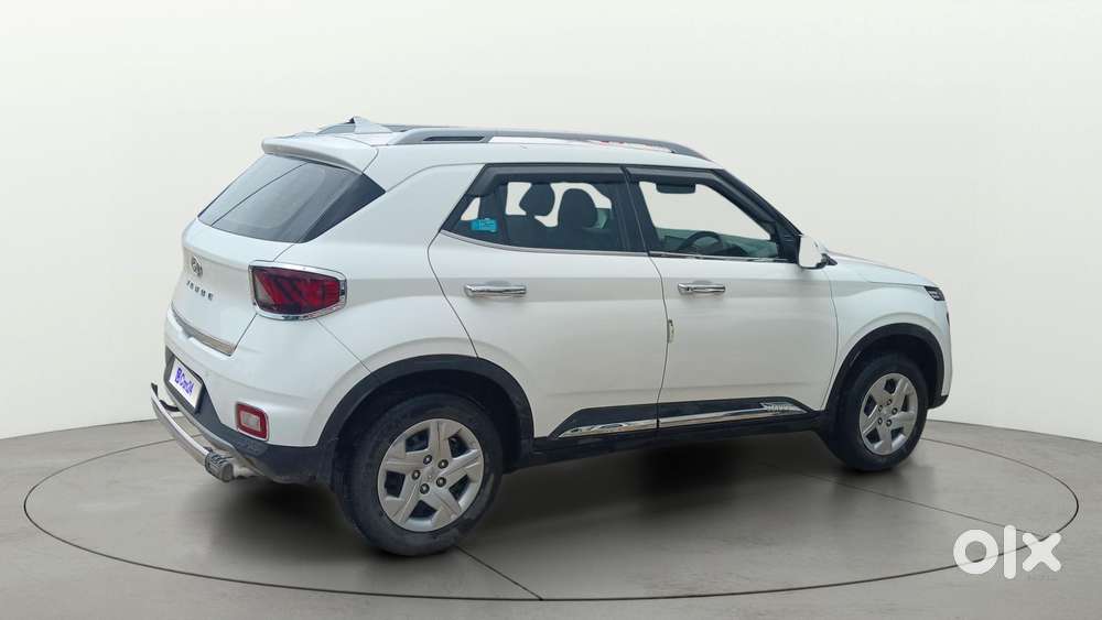 Hyundai Venue S, 2022, Petrol