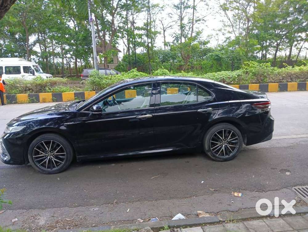 Toyota Camry Hybrid, 2022, Cng & Hybrids