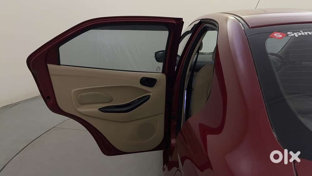 Ford Figo Aspire Titanium, 2016, Petrol