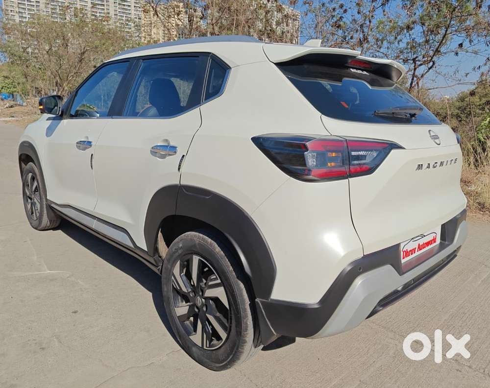 Nissan Magnite N-connecta Mt, 2024, Petrol