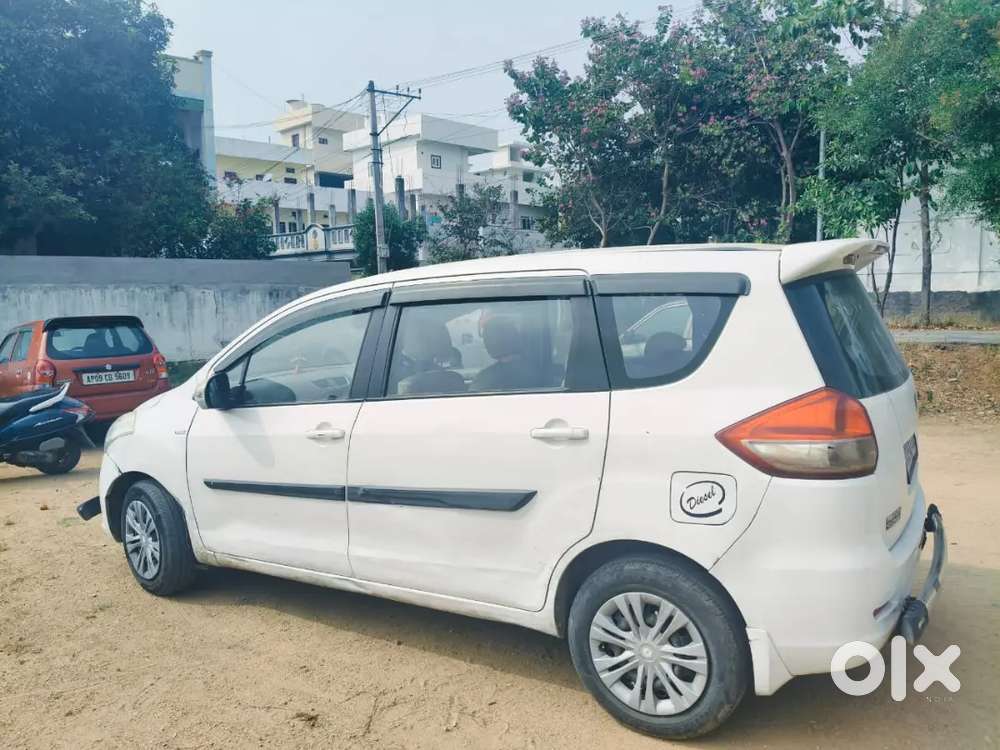 Maruti Suzuki Ertiga Vdi 2014 Model