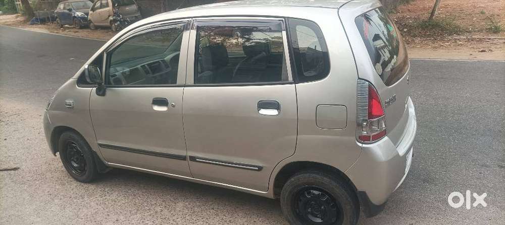 Maruti Suzuki Zen Estilo Lxi Bs Iv, 2010, Petrol