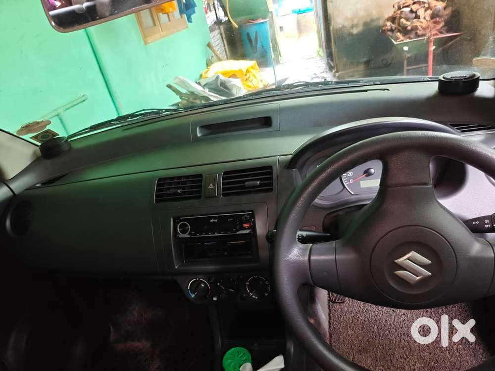 Maruti Suzuki Swift 2010 Single Owner