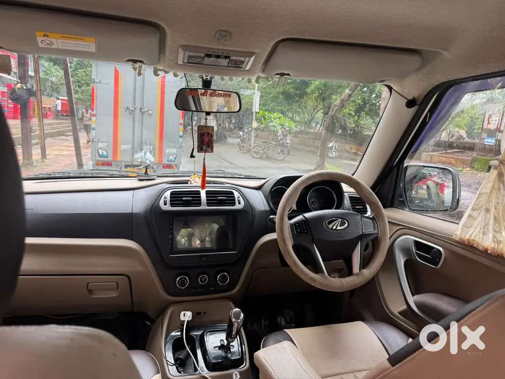 Mahindra Tuv 300 2016