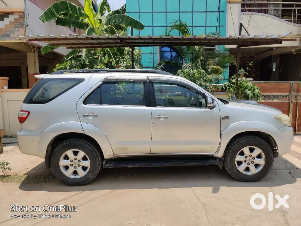 2011 Toyota Fortuner 3.0 Litre Diesel Engine With 4×4