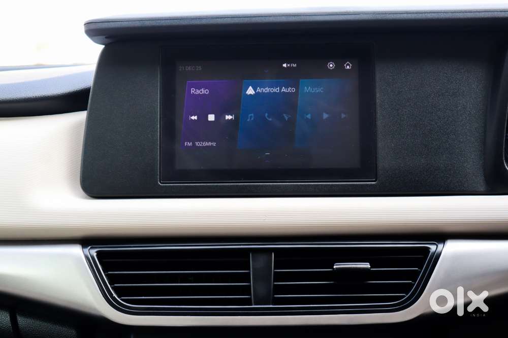 Mahindra Xuv700 Mx Diesel Mt 5 Str (e), 2022, Diesel