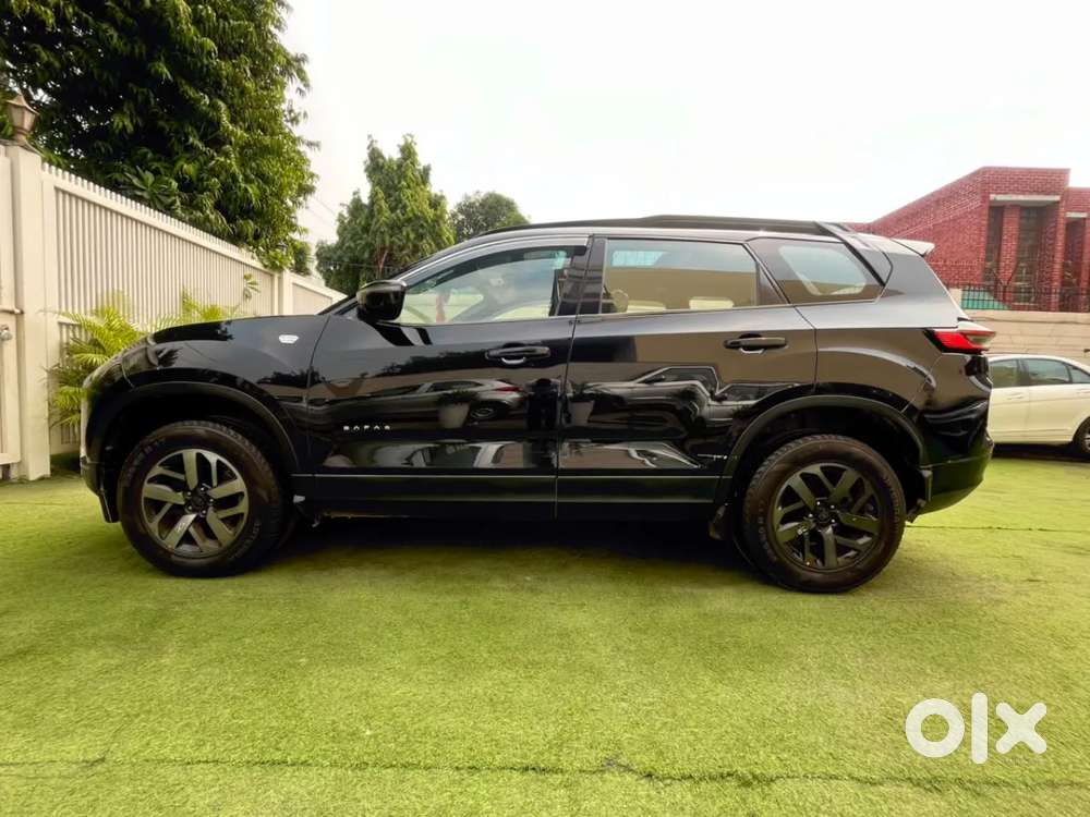 Tata Safari Pure Plus S Dark Edition, 2024, Diesel