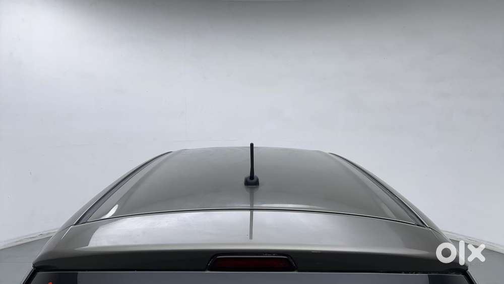 Maruti Suzuki Swift Vxi Optional, 2024, Petrol