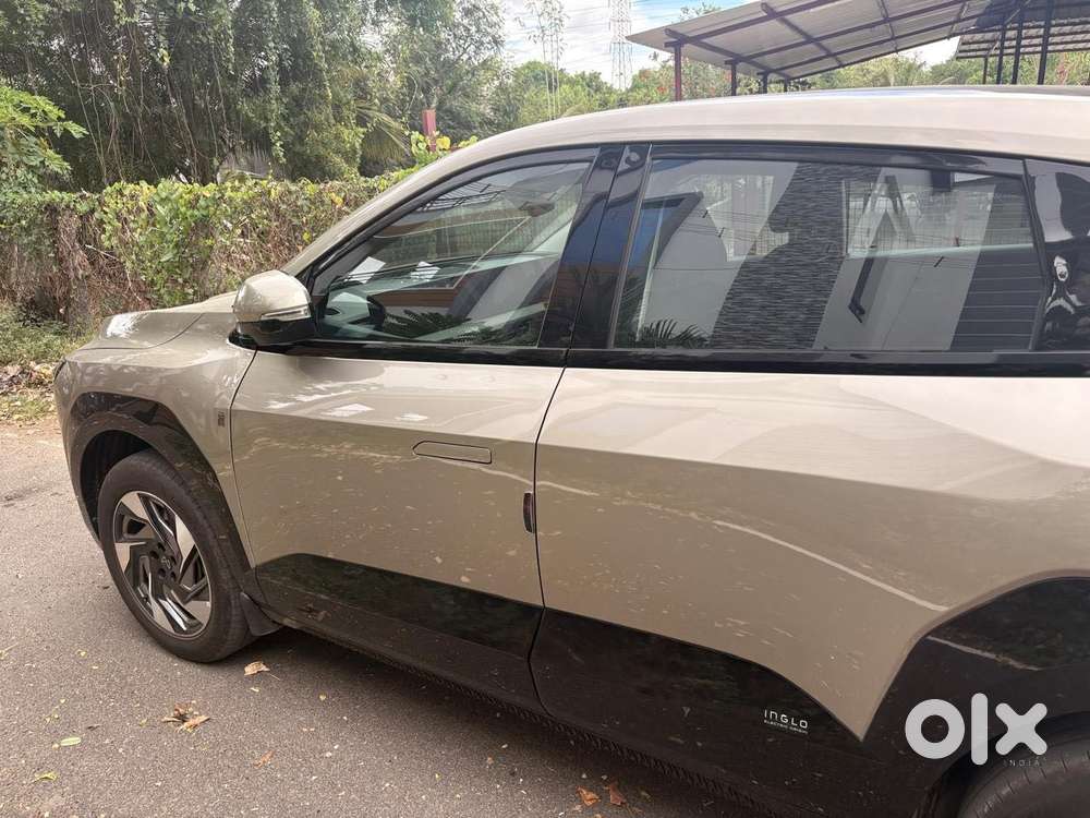 Mahindra Xev 9e Pack Two, 2025, Electric