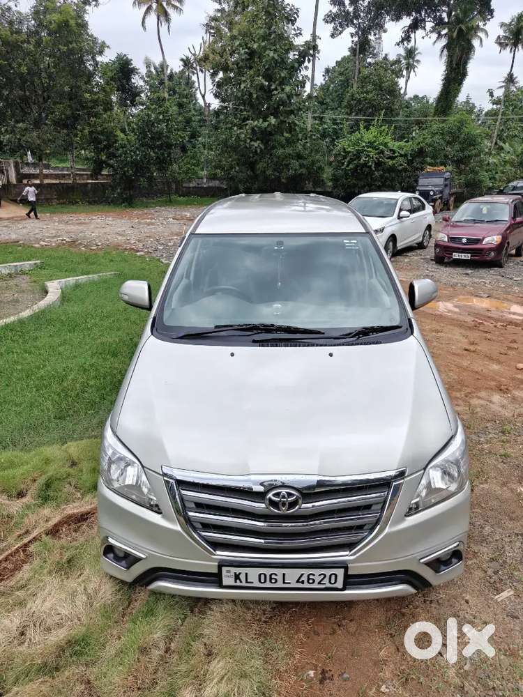 2014 Innova 2.5v Good Maintenance