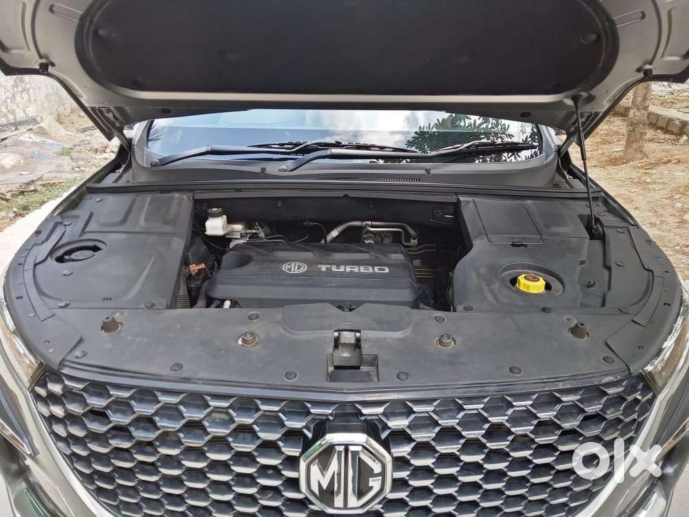 Mg Hector Plus 2021 Petrol 21000 Km Driven