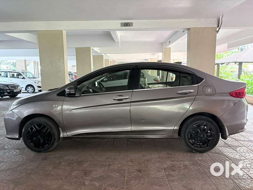 Honda Petrol Car 2016
