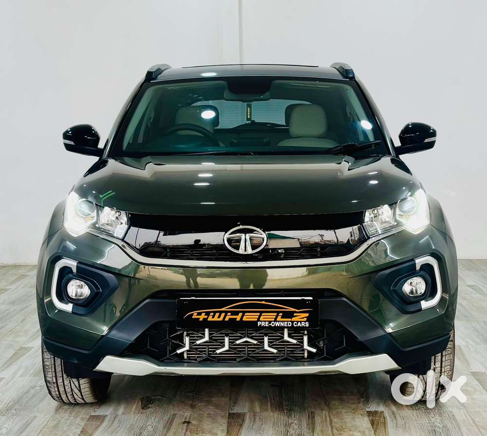 Tata Nexon 1.2 Revotron Xza Plus (l) Dual Tone, 2023, Petrol