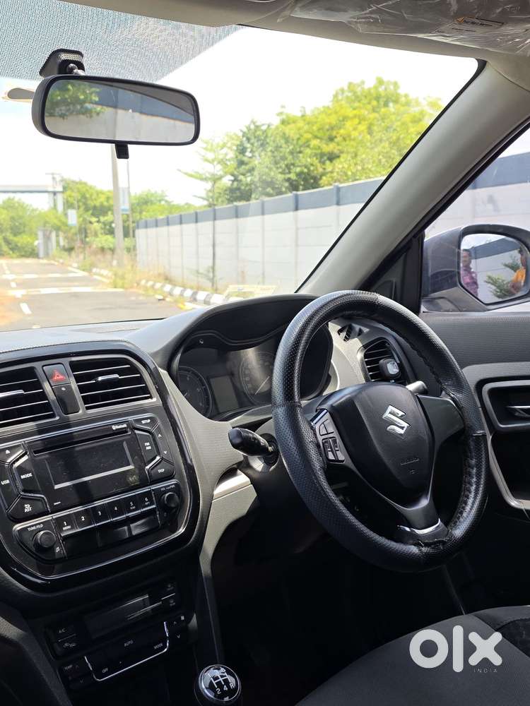 Maruti Suzuki Vitara Brezza Zdi, 2017, Diesel