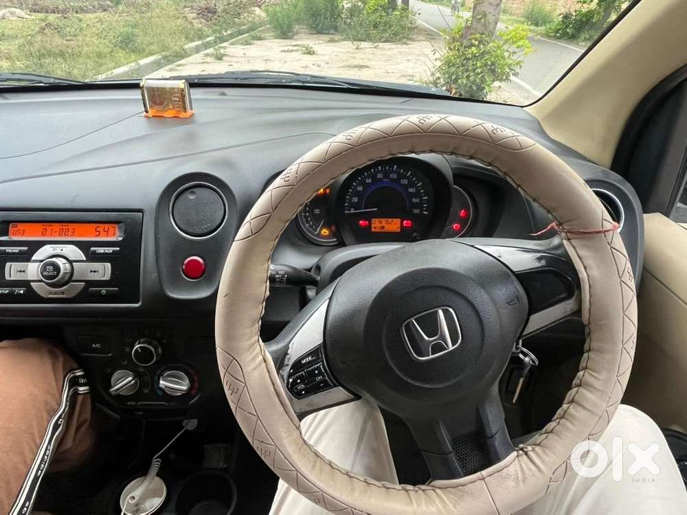 Honda Amaze 2015 Petrol Well Maintained