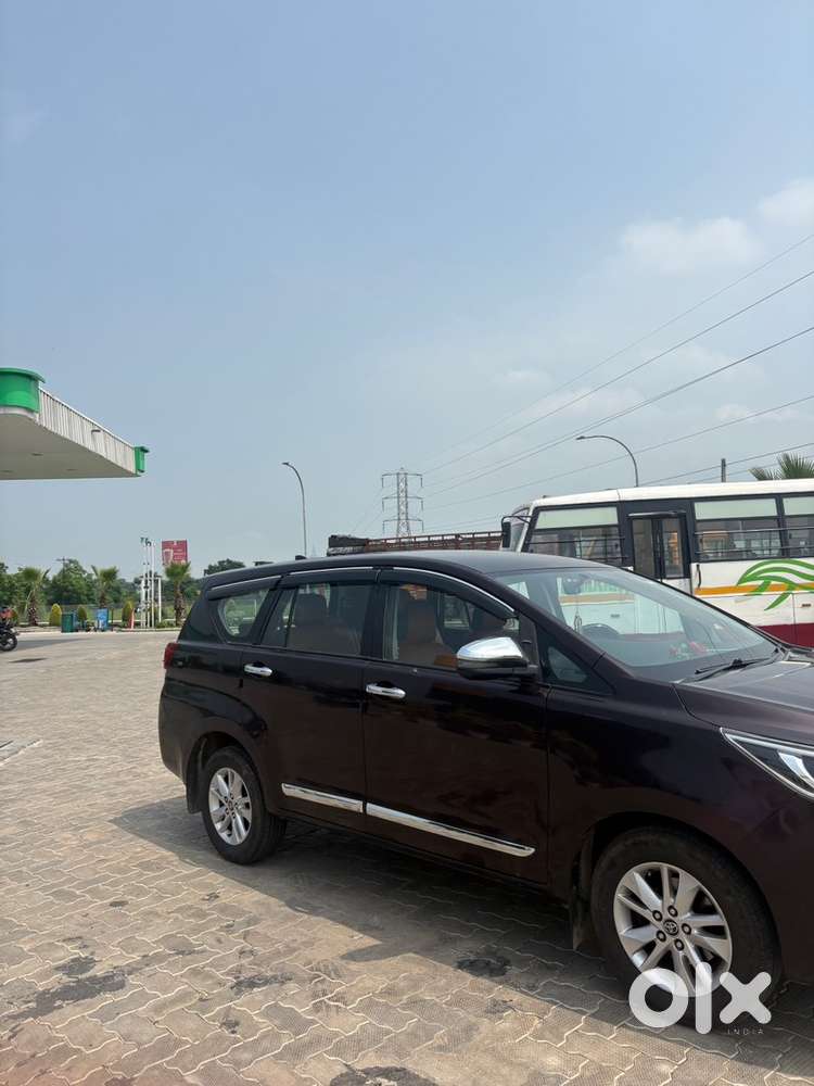Toyota Innova Crysta 2019