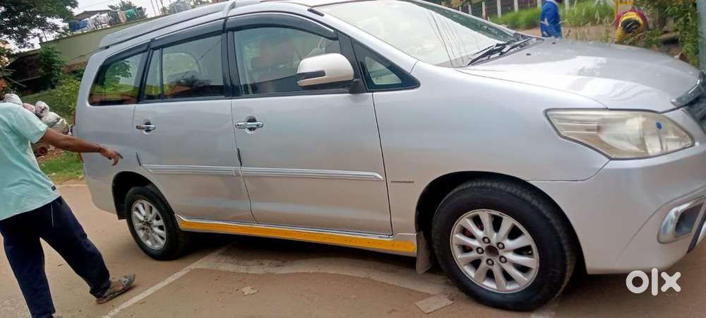 Toyota Innova 2013 Diesel 381233 Km Driven