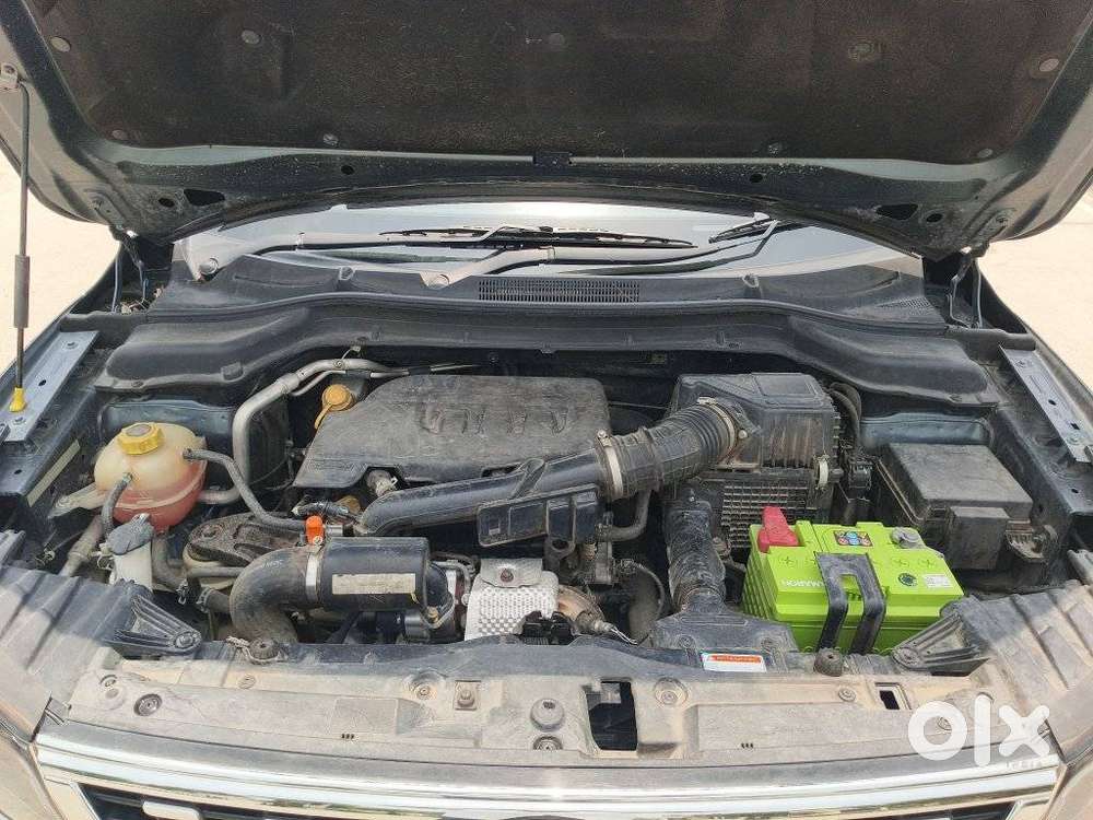 Mahindra Xuv300 W6, 2022, Petrol